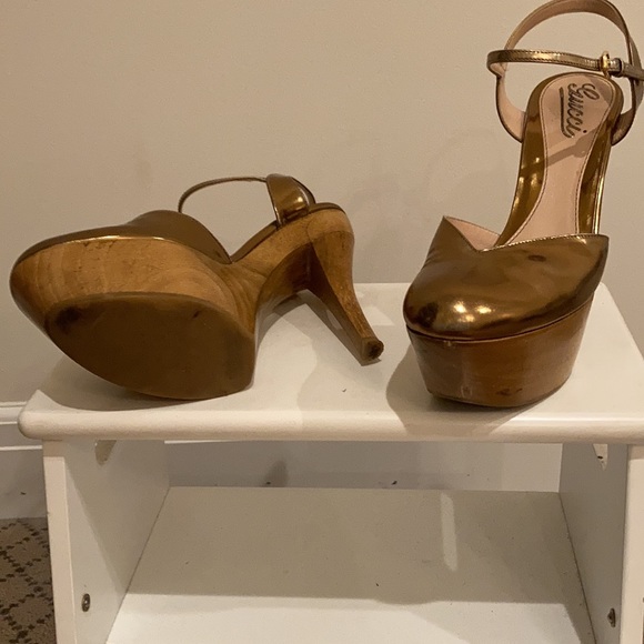 Gucci leather copper wooden platform. - Picture 5 of 7